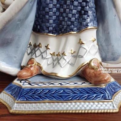 TƯỢNG ÔNG GIÀ NOEL CẦM ĐÈN TUYẾT